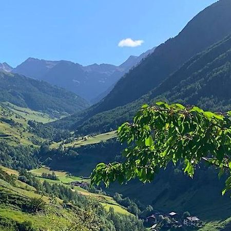 Appartments Bergluft Malles Venosta Bagian luar foto