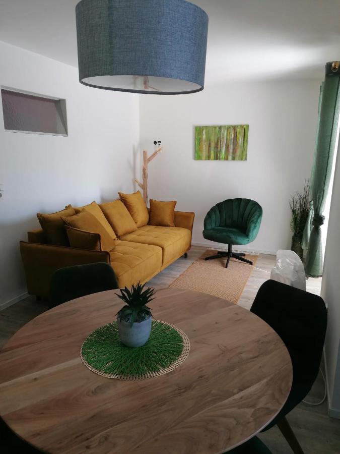 Appartments Bergluft Malles Venosta Bagian luar foto