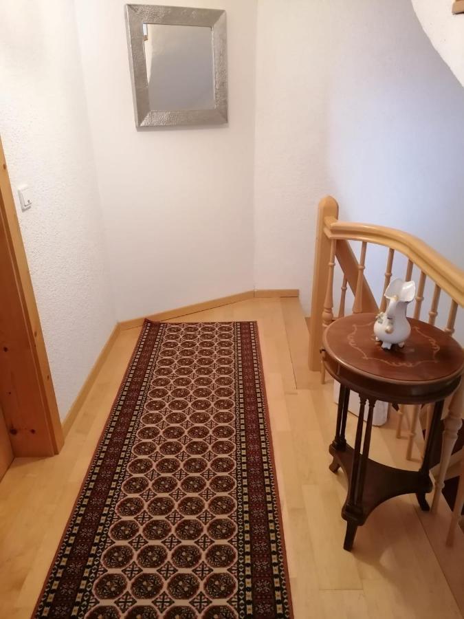 Appartments Bergluft Malles Venosta Bagian luar foto