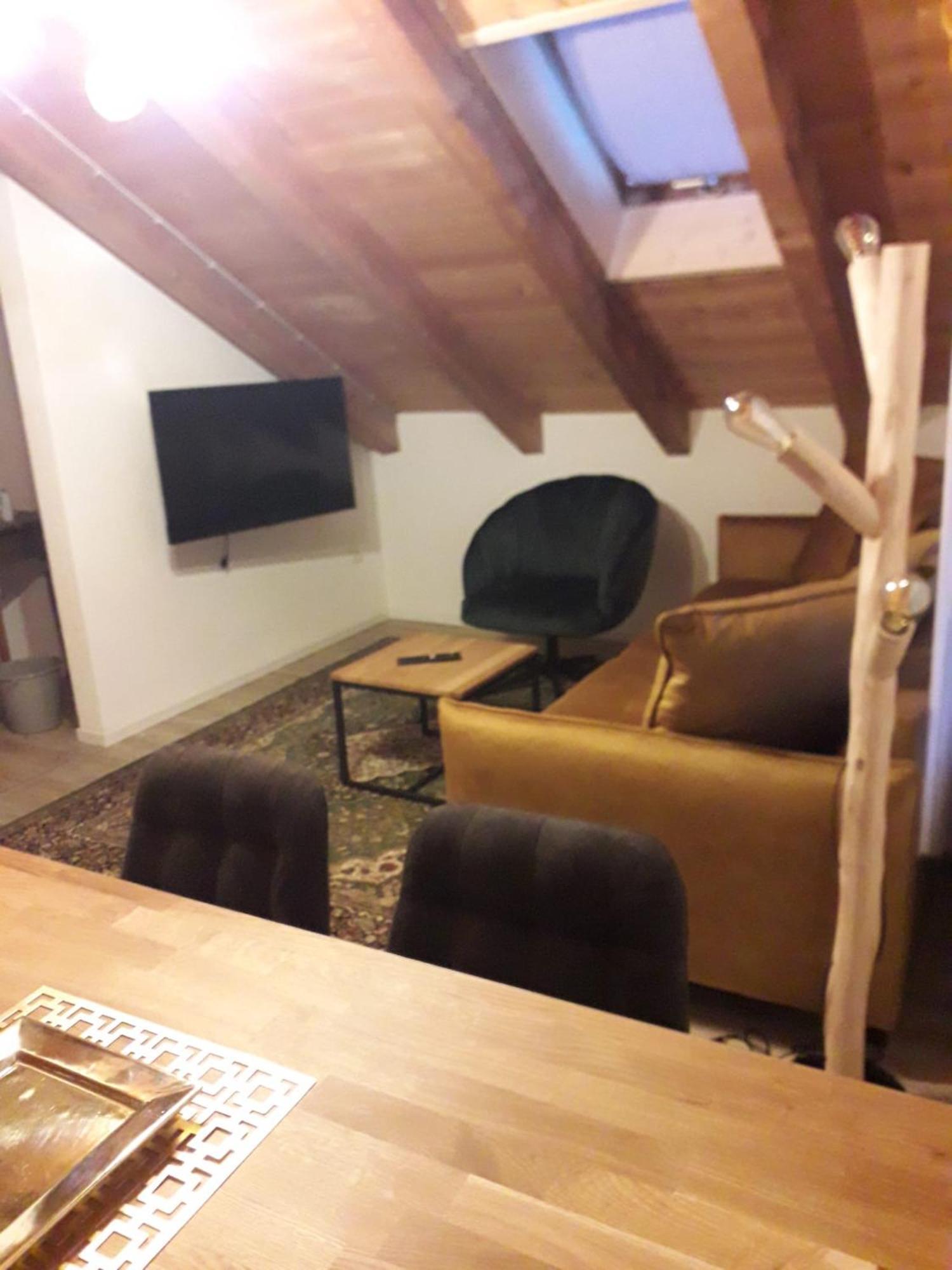 Appartments Bergluft Malles Venosta Bagian luar foto