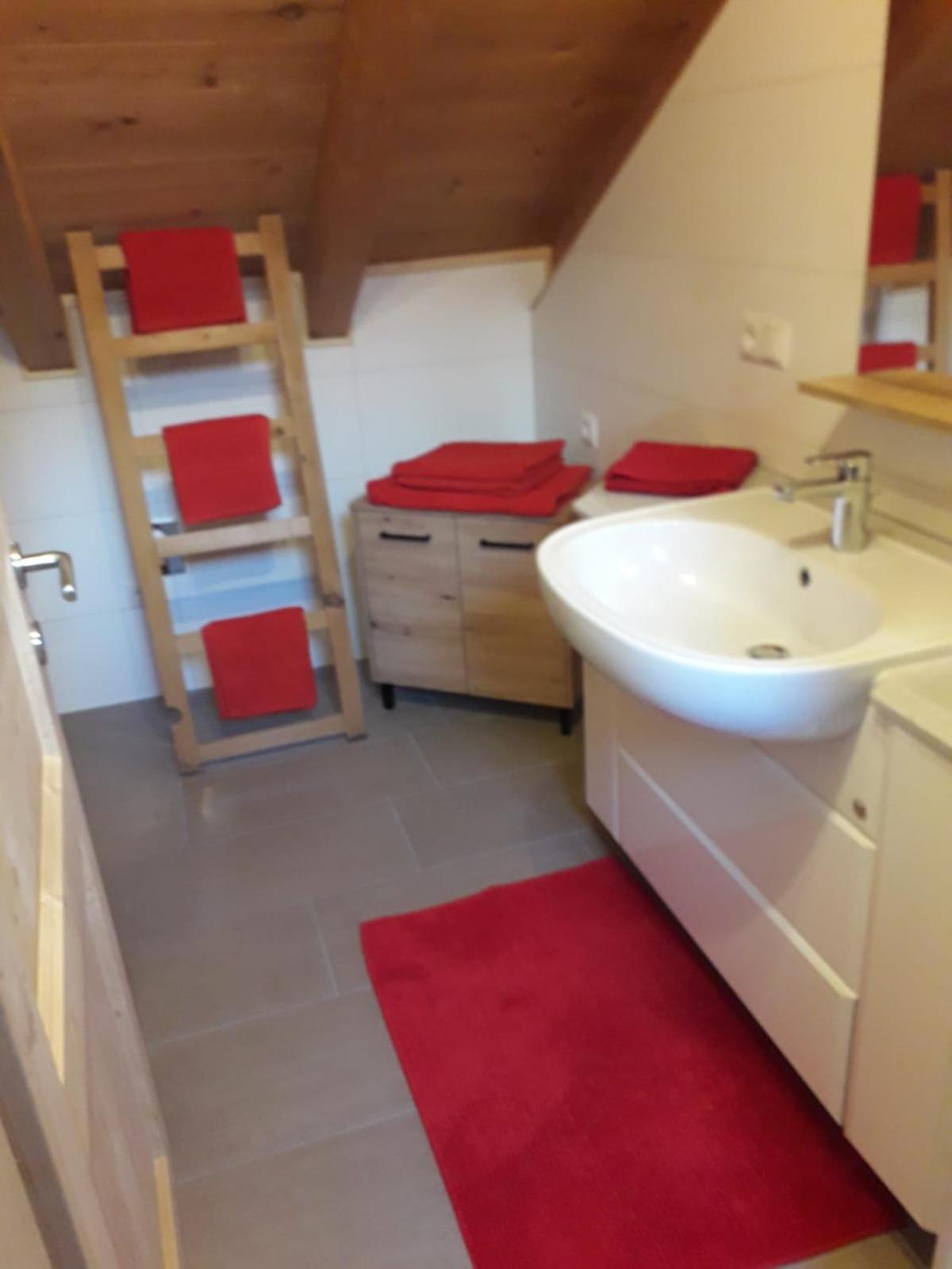 Appartments Bergluft Malles Venosta Bagian luar foto